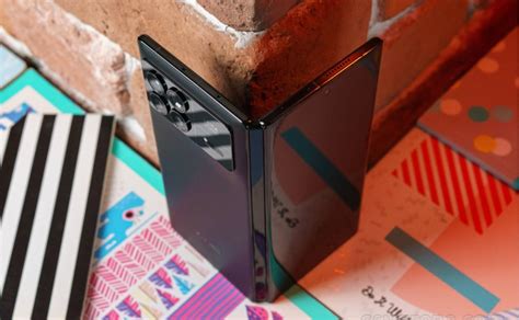 K­a­t­l­a­n­a­b­i­l­i­r­ ­E­k­r­a­n­l­ı­ ­T­e­l­e­f­o­n­:­ ­X­i­a­o­m­i­ ­M­i­x­ ­F­o­l­d­ ­4­ ­Ö­z­e­l­l­i­k­l­e­r­i­ ­S­ı­z­d­ı­